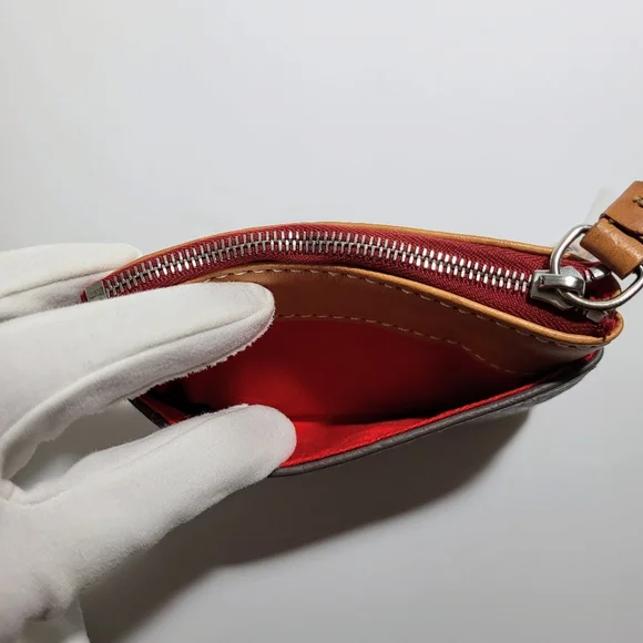 NWOT Dooney & Bourke Pebble Grain Card Case in Elephant - Picture 6 of 13